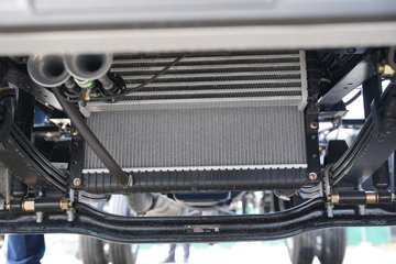 ����HOWO�Ῠ ���Ǻ��� 2.4L���� 165���� ������8�� 4.15�׵��������ῨͼƬ