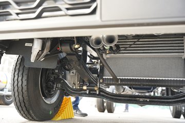 ����HOWO�Ῠ ���Ǻ��� 2.4L���� 165���� ������8�� 4.15�׵��������ῨͼƬ