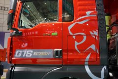 重汽汕德卡SITRAK G7S 6X4 混合动力自卸车