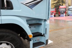 陕汽德御Q500 14.8L LNG 560马力 6X4 法士特12档 牵引车 陕汽德御Q500 14.8L LNG 560马力 6X4 法士特12档 牵引车