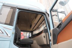 陕汽德御Q500 14.8L LNG 560马力 6X4 法士特12档 牵引车 陕汽德御Q500 14.8L LNG 560马力 6X4 法士特12档 牵引车