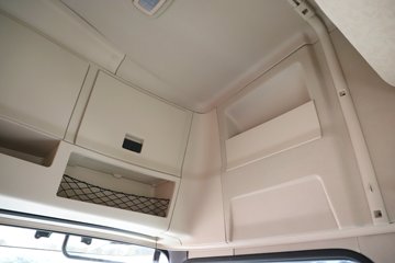 ��������Q500 14.8L LNG 560���� 6X4 ��ʿ��12�� ǣ����ͼƬ