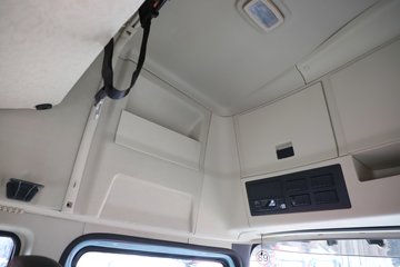 ��������Q500 14.8L LNG 560���� 6X4 ��ʿ��12�� ǣ����ͼƬ