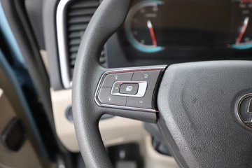 ��������Q500 14.8L LNG 560���� 6X4 ��ʿ��12�� ǣ����ͼƬ