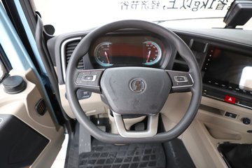 ��������Q500 14.8L LNG 560���� 6X4 ��ʿ��12�� ǣ����ͼƬ