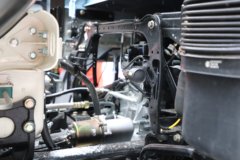 陕汽德御Q500 14.8L LNG 560马力 6X4 法士特12档 牵引车 陕汽德御Q500 14.8L LNG 560马力 6X4 法士特12档 牵引车