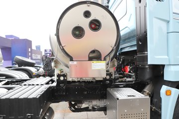 ��������Q500 14.8L LNG 560���� 6X4 ��ʿ��12�� ǣ����ͼƬ