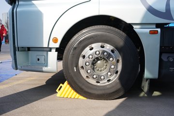 �����ǵ¿�SITRAK G7H 12.4L���� 580���� 6X4 �й�����14�� AMT�Զ��� ǣ����ͼƬ