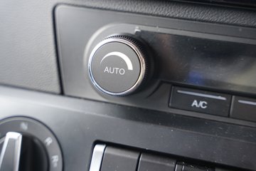 �����ǵ¿�SITRAK G7H 12.4L���� 580���� 6X4 �й�����14�� AMT�Զ��� ǣ����ͼƬ