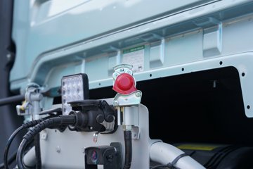 �����ǵ¿�SITRAK G7H 12.4L���� 580���� 6X4 �й�����14�� AMT�Զ��� ǣ����ͼƬ