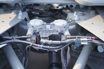 �����ǵ¿�SITRAK G7H 12.4L���� 580���� 6X4 �й�����14�� AMT�Զ��� ǣ����ͼƬ