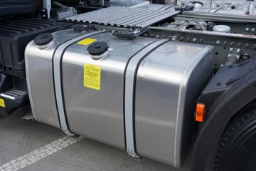 �����ǵ¿�SITRAK G7H 12.4L���� 580���� 6X4 �й�����14�� AMT�Զ��� ǣ����ͼƬ