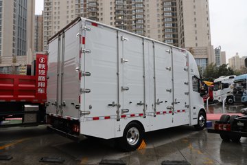 ������������ ��ɲ �߶� 4.15�׵��Ŵ��綯��ʽ�Ῠ ����ʱ��140.41kWhͼƬ