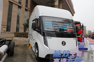 ������������ ��ɲ �߶� 4.15�׵��Ŵ��綯��ʽ�Ῠ ����ʱ��140.41kWhͼƬ