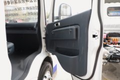 陕汽智云坤势 气刹 高顶 4.15米单排纯电动厢式轻卡 宁德时代140.41kWh