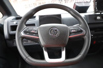 ������������ ��ɲ �߶� 4.15�׵��Ŵ��綯��ʽ�Ῠ ����ʱ��140.41kWhͼƬ