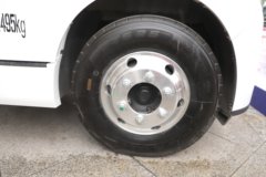 陕汽智云坤势 气刹 高顶 4.15米单排纯电动厢式轻卡 宁德时代140.41kWh