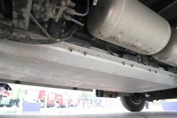 ������������ ��ɲ �߶� 4.15�׵��Ŵ��綯��ʽ�Ῠ ����ʱ��140.41kWhͼƬ