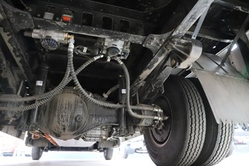 ������������ ��ɲ �߶� 4.15�׵��Ŵ��綯��ʽ�Ῠ ����ʱ��140.41kWhͼƬ