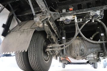 ������������ ��ɲ �߶� 4.15�׵��Ŵ��綯��ʽ�Ῠ ����ʱ��140.41kWhͼƬ