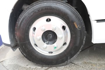 ������������ ��ɲ �߶� 4.15�׵��Ŵ��綯��ʽ�Ῠ ����ʱ��140.41kWhͼƬ