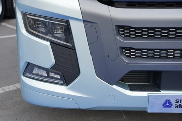 �����ǵ¿�SITRAK C9H 15.7L LNG 720���� 6X4 �ɰ���12�� AMT�Զ��� ǣ����ͼƬ