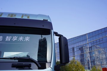 �����ǵ¿�SITRAK C9H 15.7L LNG 720���� 6X4 �ɰ���12�� AMT�Զ��� ǣ����ͼƬ