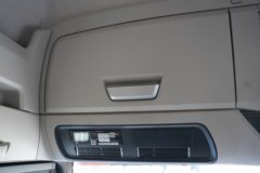 重汽汕德卡SITRAK C9H 15.7L LNG 720马力 6X4 采埃孚12档 AMT自动档 牵引车