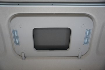 �����ǵ¿�SITRAK C9H 15.7L LNG 720���� 6X4 �ɰ���12�� AMT�Զ��� ǣ����ͼƬ