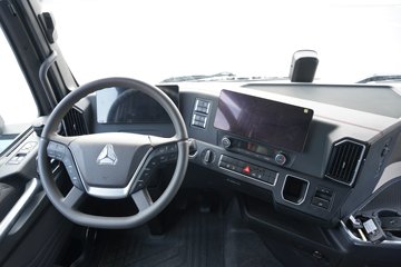 �����ǵ¿�SITRAK C9H 15.7L LNG 720���� 6X4 �ɰ���12�� AMT�Զ��� ǣ����ͼƬ