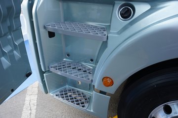 �����ǵ¿�SITRAK C9H 15.7L LNG 720���� 6X4 �ɰ���12�� AMT�Զ��� ǣ����ͼƬ