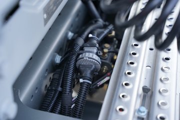 �����ǵ¿�SITRAK C9H 15.7L LNG 720���� 6X4 �ɰ���12�� AMT�Զ��� ǣ����ͼƬ