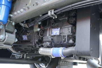 �����ǵ¿�SITRAK C9H 15.7L LNG 720���� 6X4 �ɰ���12�� AMT�Զ��� ǣ����ͼƬ