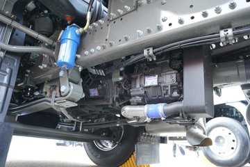 �����ǵ¿�SITRAK C9H 15.7L LNG 720���� 6X4 �ɰ���12�� AMT�Զ��� ǣ����ͼƬ