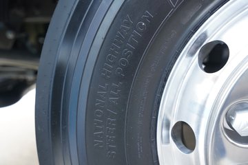 �����ǵ¿�SITRAK C9H 15.7L LNG 720���� 6X4 �ɰ���12�� AMT�Զ��� ǣ����ͼƬ