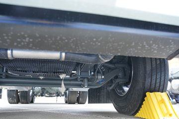 �����ǵ¿�SITRAK C9H 15.7L LNG 720���� 6X4 �ɰ���12�� AMT�Զ��� ǣ����ͼƬ