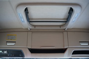 �����ǵ¿�SITRAK G7S 12.4L���� 580���� 8X4 �й�����12�� 6.8����ж��ͼƬ