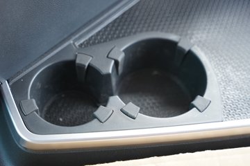 �����ǵ¿�SITRAK G7S 12.4L���� 580���� 8X4 �й�����12�� 6.8����ж��ͼƬ