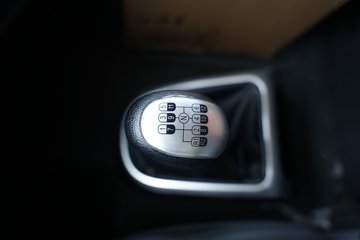 �����ǵ¿�SITRAK G7S 12.4L���� 580���� 8X4 �й�����12�� 6.8����ж��ͼƬ