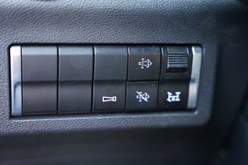 �����ǵ¿�SITRAK G7S 12.4L���� 580���� 8X4 �й�����12�� 6.8����ж��ͼƬ