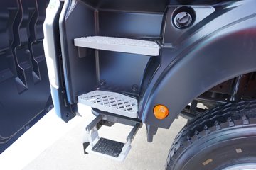 �����ǵ¿�SITRAK G7S 12.4L���� 580���� 8X4 �й�����12�� 6.8����ж��ͼƬ