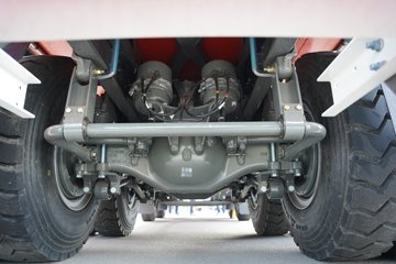 �����ǵ¿�SITRAK G7S 12.4L���� 580���� 8X4 �й�����12�� 6.8����ж��ͼƬ