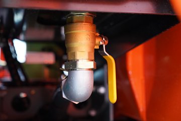 �����ǵ¿�SITRAK G7S 12.4L���� 580���� 8X4 �й�����12�� 6.8����ж��ͼƬ