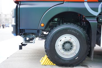 �����ǵ¿�SITRAK G7S  6X4 6.2�״��綯��ж�� ����ʱ��600kWhͼƬ