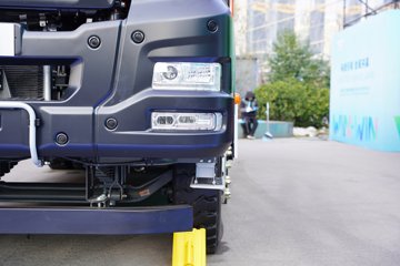 �����ǵ¿�SITRAK G7S  6X4 6.2�״��綯��ж�� ����ʱ��600kWhͼƬ