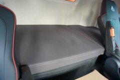 重汽汕德卡SITRAK G7S 6X4 6.2米纯电动自卸车 宁德时代600kWh 重汽汕德卡SITRAK G7S 6X4 6.2米纯电动自卸车 宁德时代600kWh