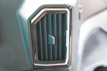 �����ǵ¿�SITRAK G7S  6X4 6.2�״��綯��ж�� ����ʱ��600kWhͼƬ