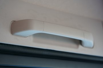 �����ǵ¿�SITRAK G7S  6X4 6.2�״��綯��ж�� ����ʱ��600kWhͼƬ