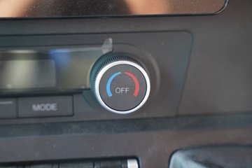 �����ǵ¿�SITRAK G7S  6X4 6.2�״��綯��ж�� ����ʱ��600kWhͼƬ