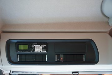 �����ǵ¿�SITRAK G7S  6X4 6.2�״��綯��ж�� ����ʱ��600kWhͼƬ